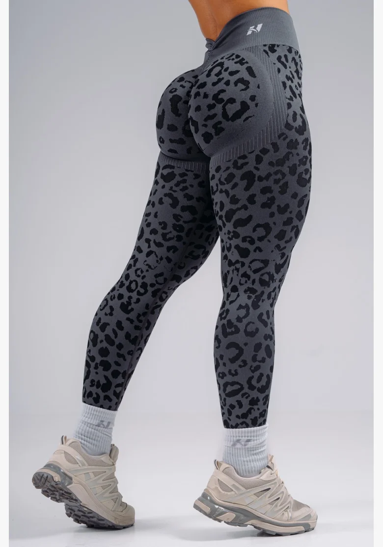 NEBBIA Compression push-up leggings with leopard pattern PRIMAL black