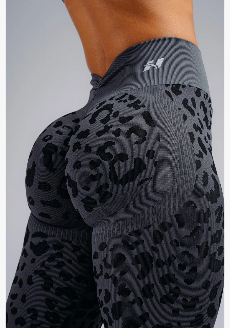 NEBBIA Compression push-up leggings with leopard pattern PRIMAL black