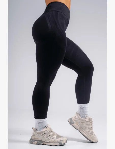 NEBBIA High-waist extra push-up leggings PRIMAL black