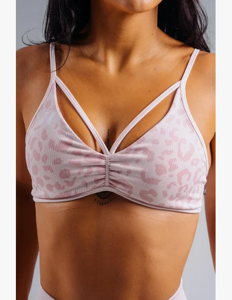 NEBBIA Medium support sports bra with leopard pattern PRIMAL pink
