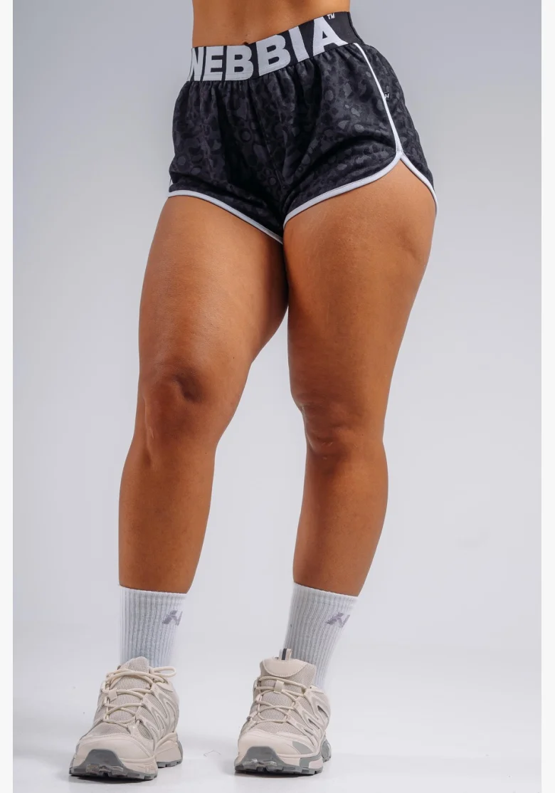 NEBBIA Training shorts with leopard pattern PRIMAL black