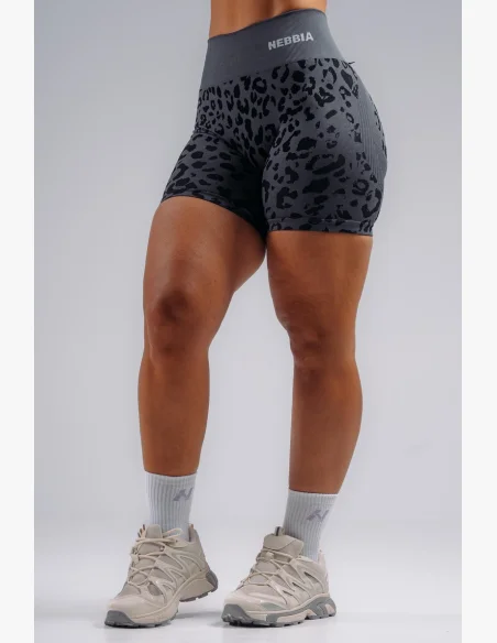 NEBBIA Compression push-up shorts with leopard pattern PRIMAL black