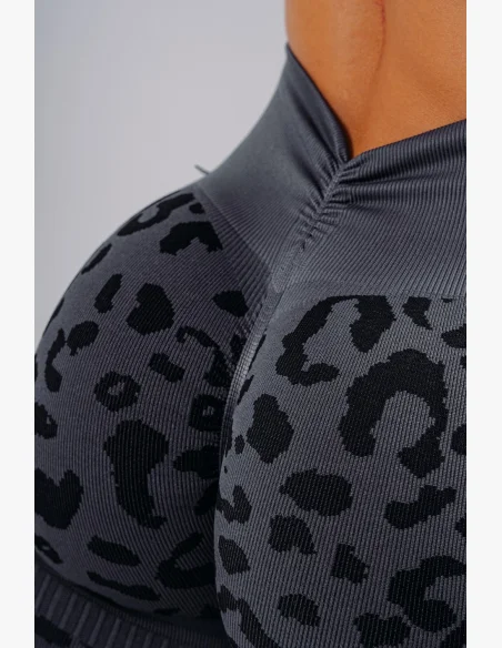 NEBBIA Compression push-up shorts with leopard pattern PRIMAL black
