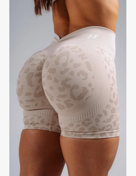 NEBBIA Compression push-up shorts with leopard pattern PRIMAL cream