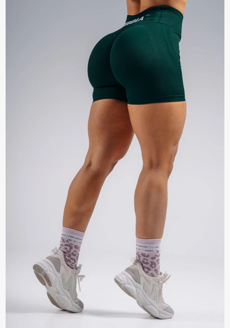 NEBBIA Extra push-up shorts PRIMAL green