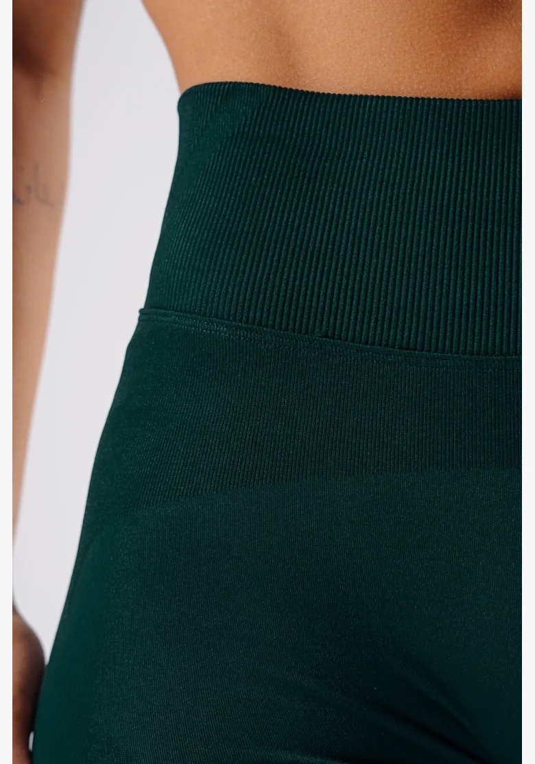NEBBIA Extra push-up shorts PRIMAL green