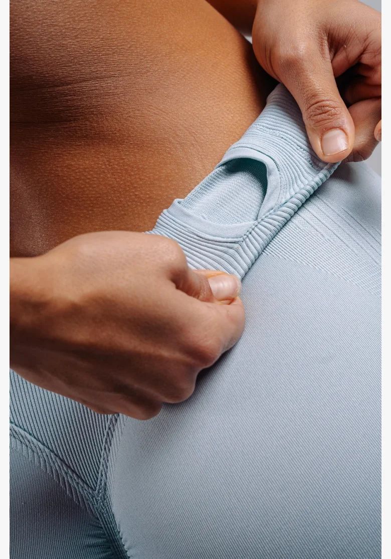 NEBBIA Extra push-up shorts PRIMAL blue