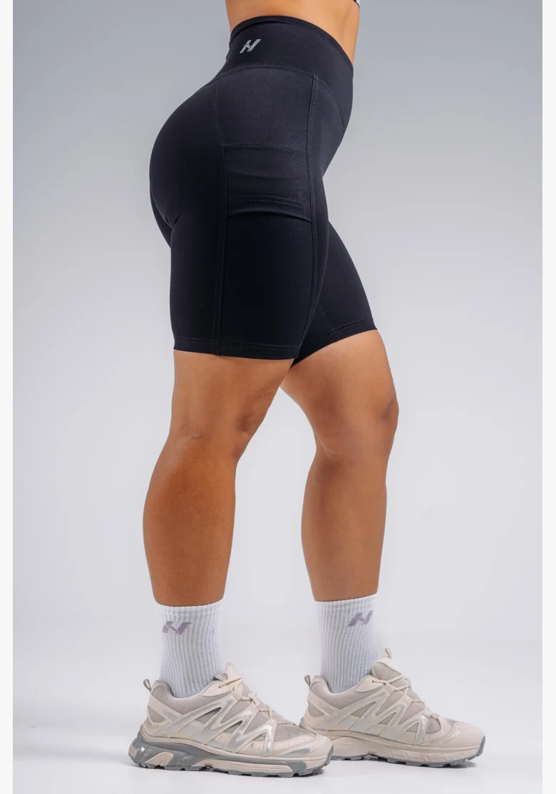 NEBBIA High-waist shorts with pockets PRIMAL black