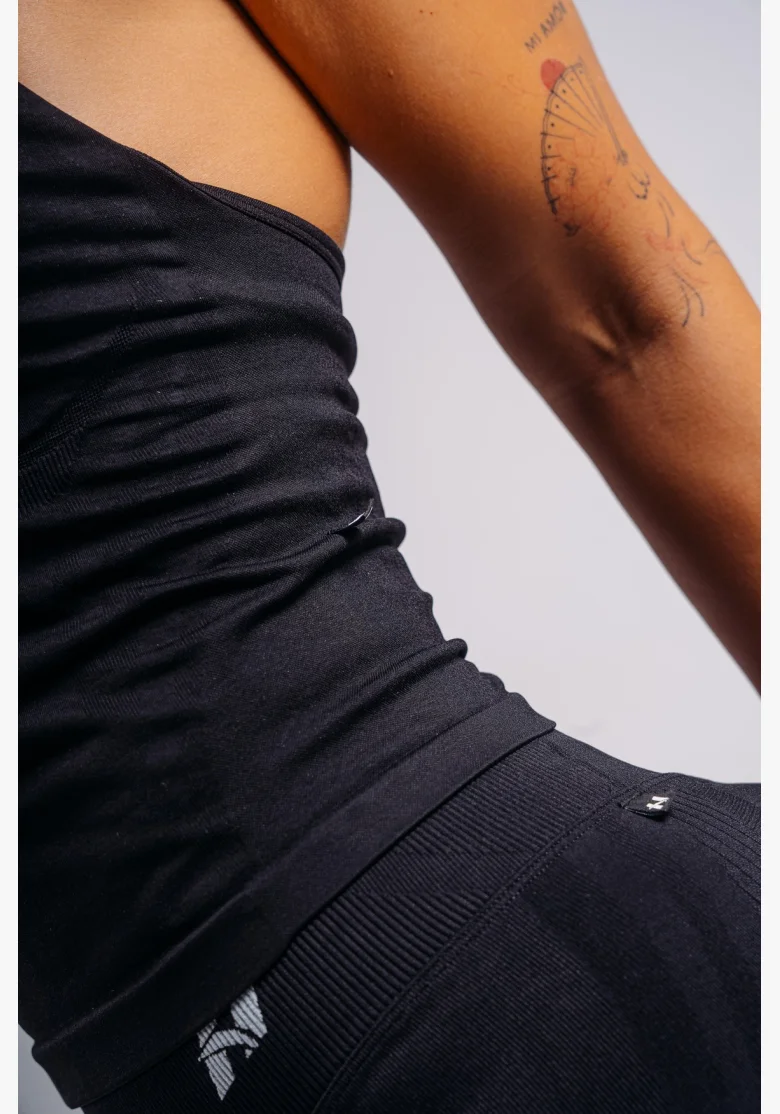 NEBBIA Halter top with built-in bra PRIMAL black
