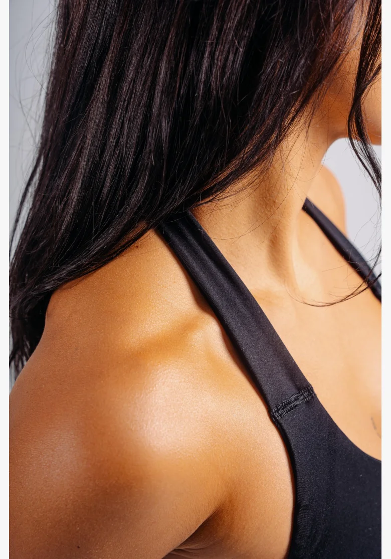 NEBBIA Halter top with built-in bra PRIMAL black