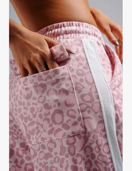 NEBBIA Baggy sweatpants with leopard pattern PRIMAL pink