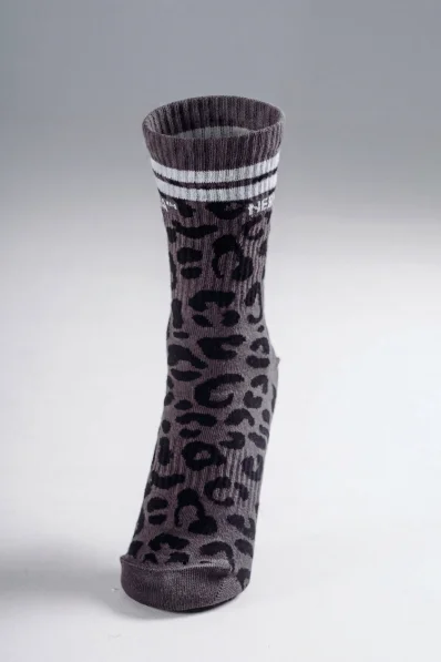 NEBBIA Crew socks with leopard pattern PRIMAL black 2