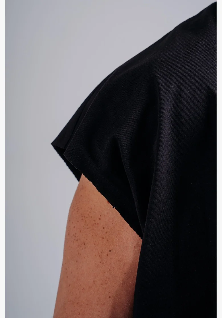 NEBBIA Oversized tank top '97 PRIMAL black