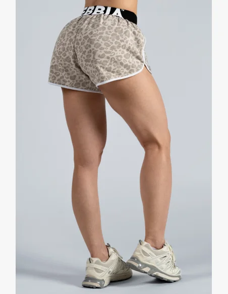NEBBIA Training shorts with leopard pattern PRIMAL cream