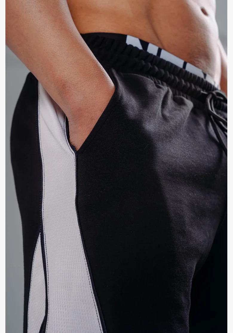 NEBBIA Training shorts PRIMAL black