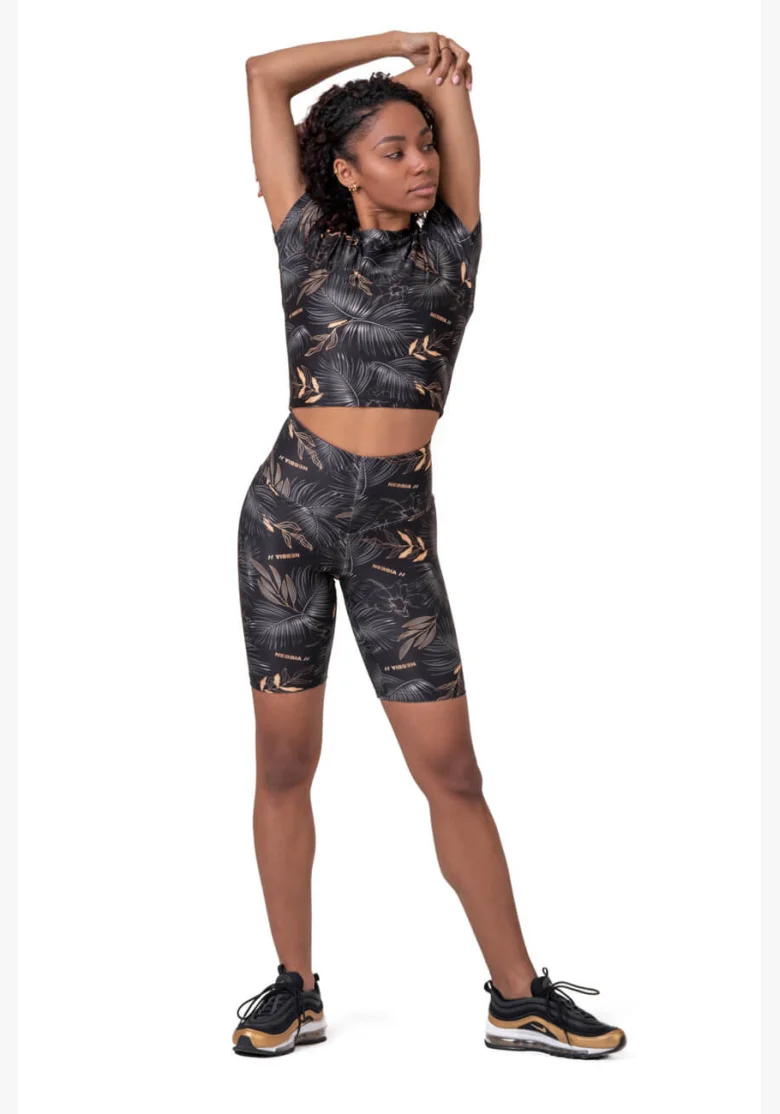 NEBBIA • Crop Top Active Black • NEBBIAshop.cz