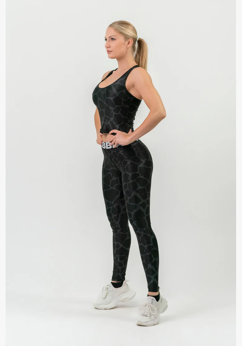 NEBBIA® • Sporty crop top Racer back • NEBBIAshop.cz