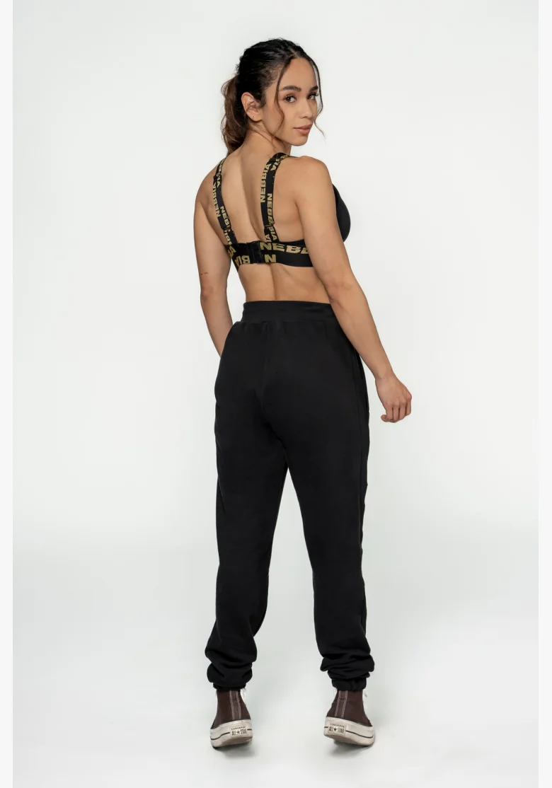 NEBBIA • Women's Padded Sports Bra INTENSE Iconic • NEBBIAshop.cz