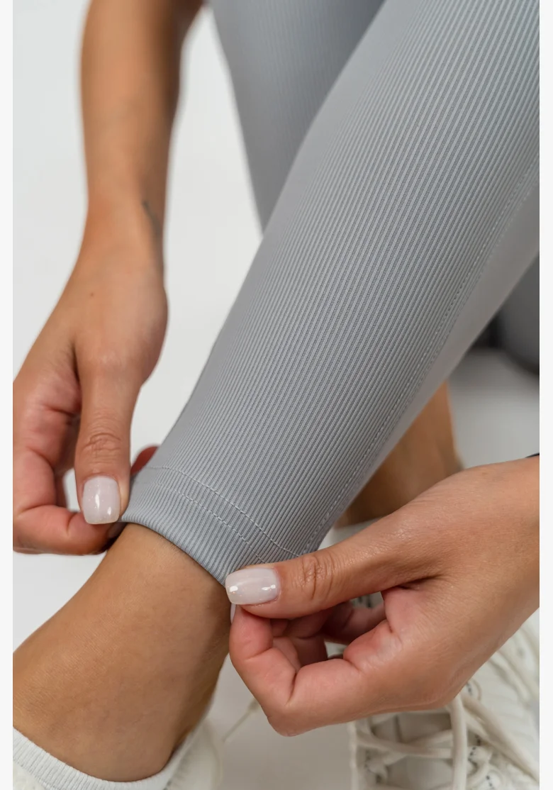 NEBBIA • Shaping leggings with high waist GLUTE PUMP gray • Nebshop.cz
