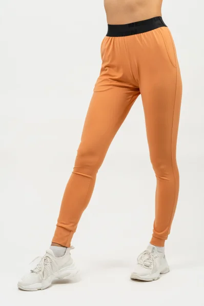 NEBBIA • Slim fit leggings with pockets GYM SPIRIT orange • Nebshop.cz