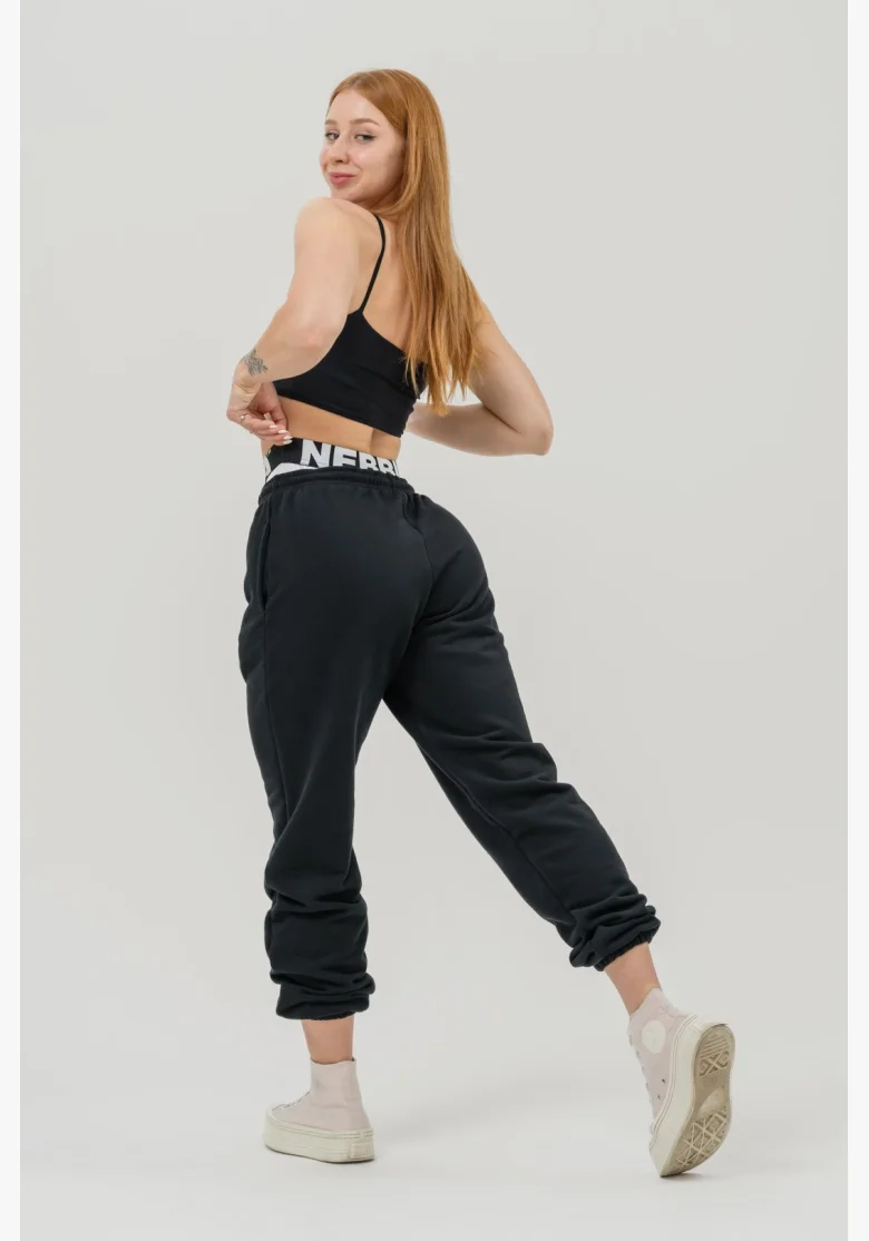 NEBBIA • Muscle Mommy Sports Sweatpants Black • Nebshop.cz