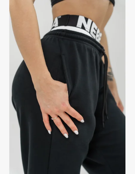 NEBBIA • Muscle Mommy Sports Sweatpants Black • Nebshop.cz