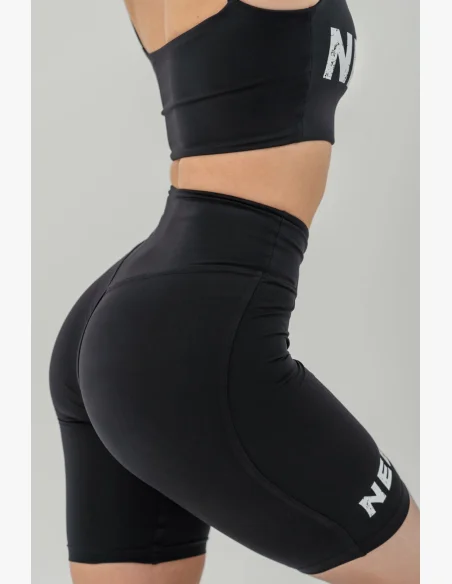 NEBBIA • High-waisted 9″ SNATCHED shorts black • Nebshop.com
