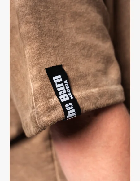NEBBIA • NEBBIA Washed-off oversized shirt 90s THROWBACK light brown • Nebshop.cz