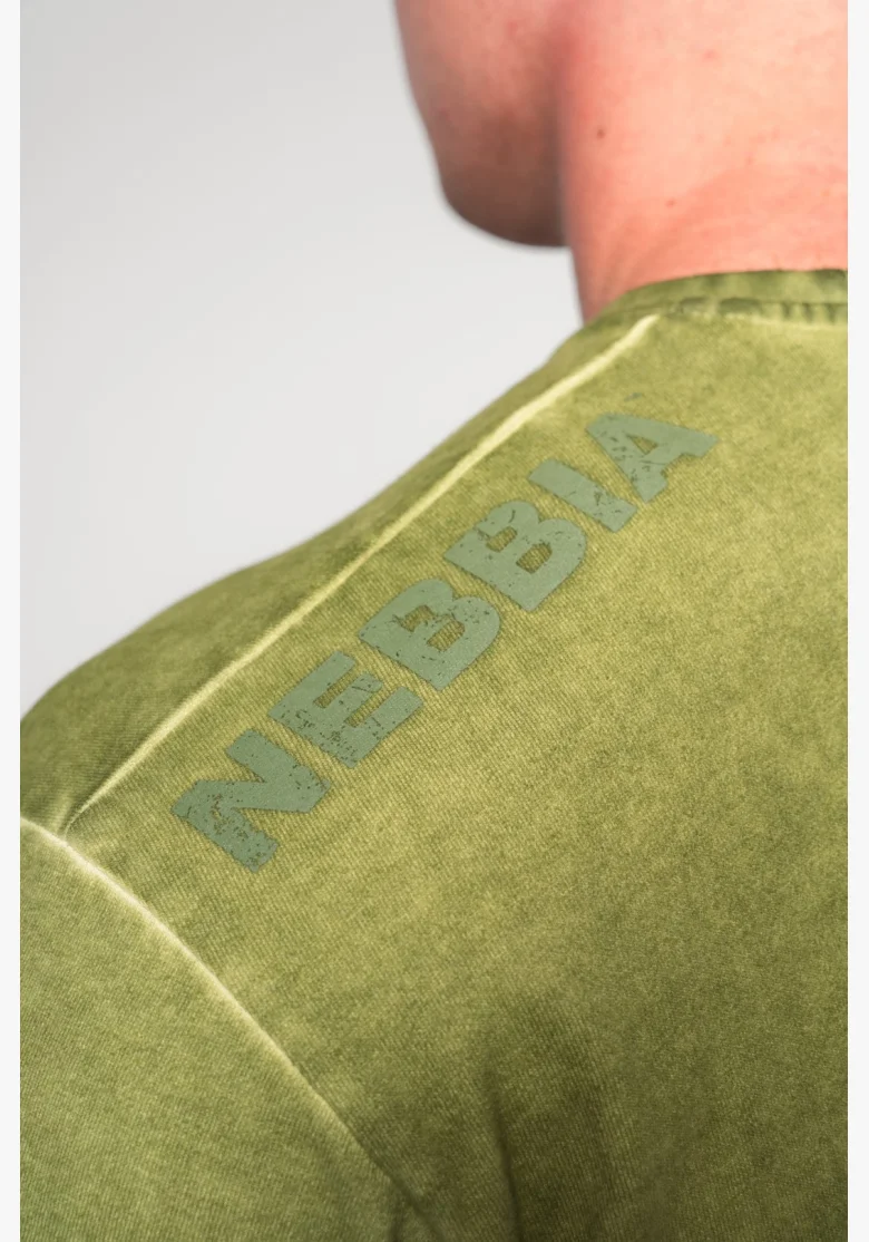 NEBBIA • NEBBIA Washed-off oversized t-shirt HERITAGE green • Nebshop.cz