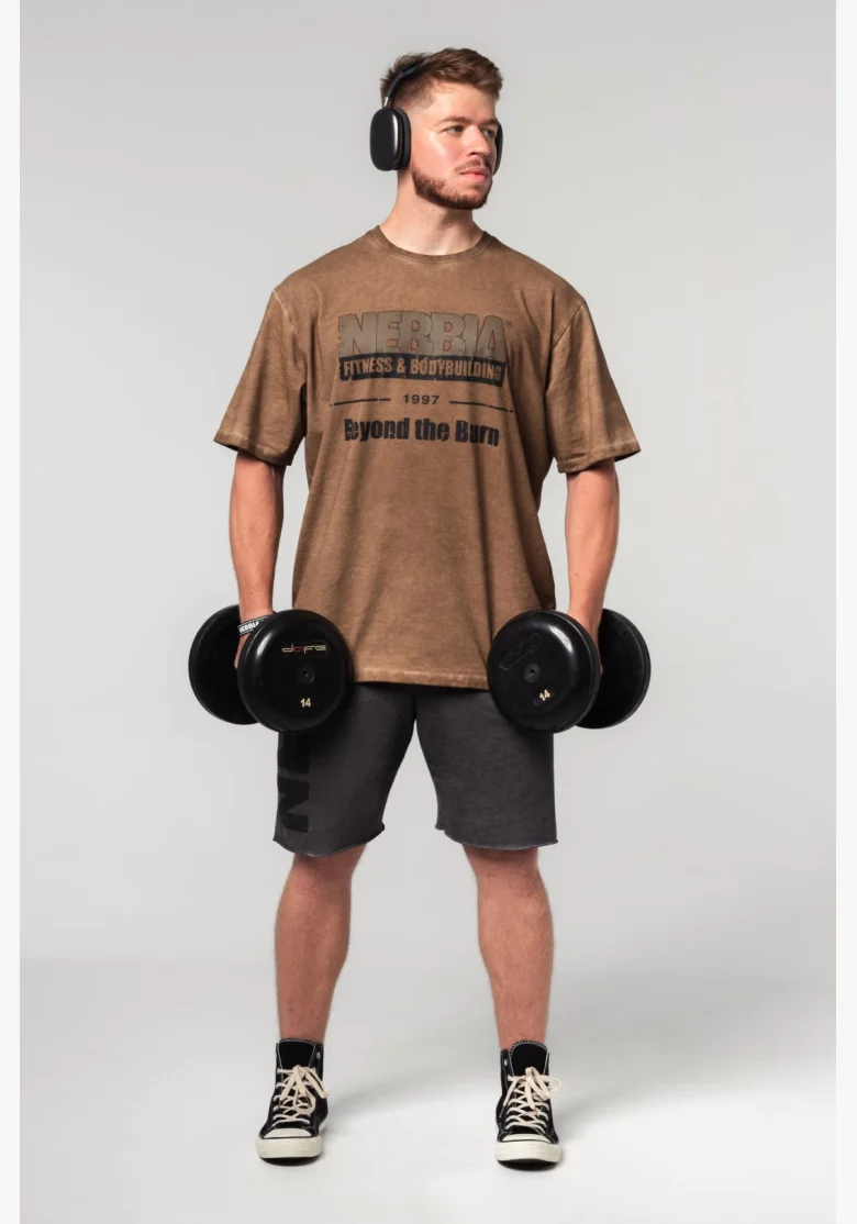 NEBBIA • NEBBIA Washed-off oversized t-shirt HERITAGE brown • Nebshop.cz