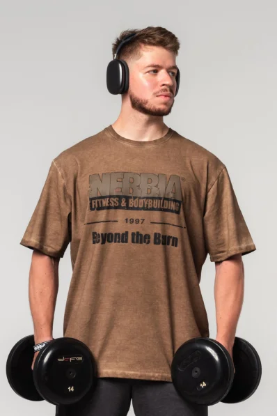 NEBBIA • NEBBIA Washed-off oversized t-shirt HERITAGE brown • Nebshop.cz