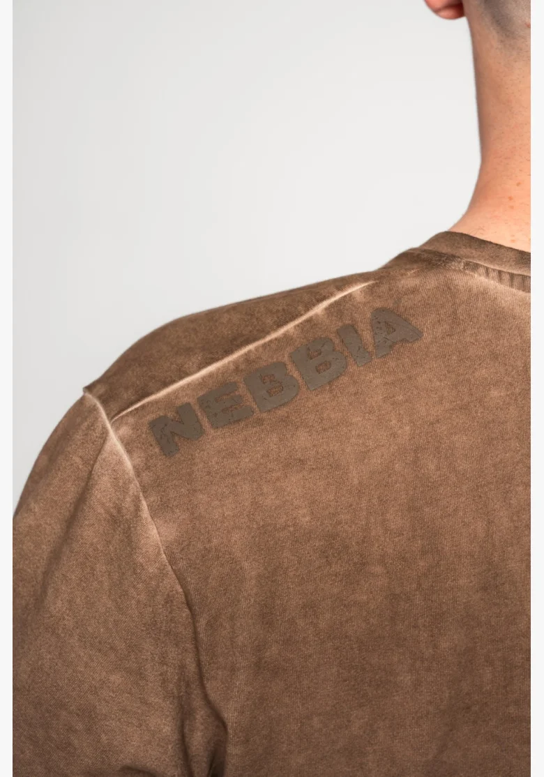 NEBBIA • NEBBIA Washed-off oversized t-shirt HERITAGE brown • Nebshop.cz