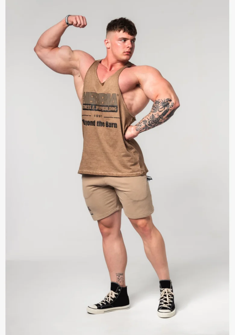 NEBBIA • NEBBIA Washed-off oversized tank top MAX OUT brown • Nebshop.cz