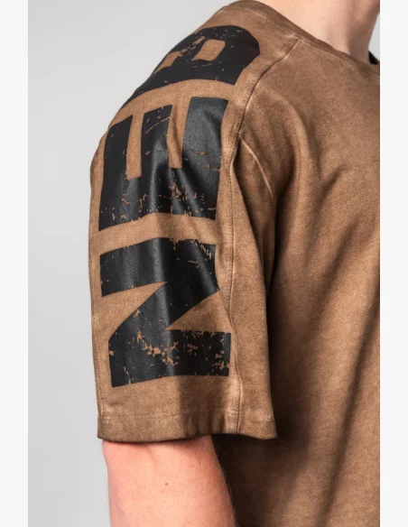 NEBBIA • NEBBIA Washed-off oversized t-shirt LIFTING CLUB brown • Nebshop.cz