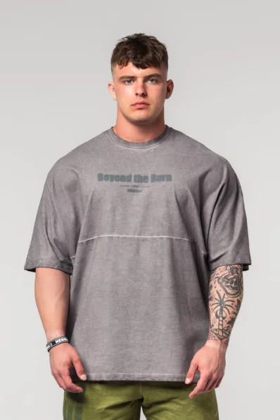 NEBBIA • NEBBIA Washed-off oversized t-shirt NO SHORTCUTS gray • Nebshop.com