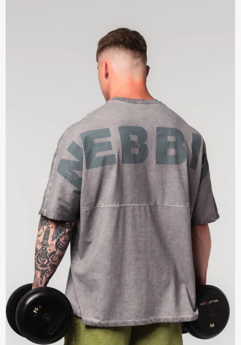 NEBBIA • NEBBIA Washed-off oversized t-shirt NO SHORTCUTS gray • Nebshop.com