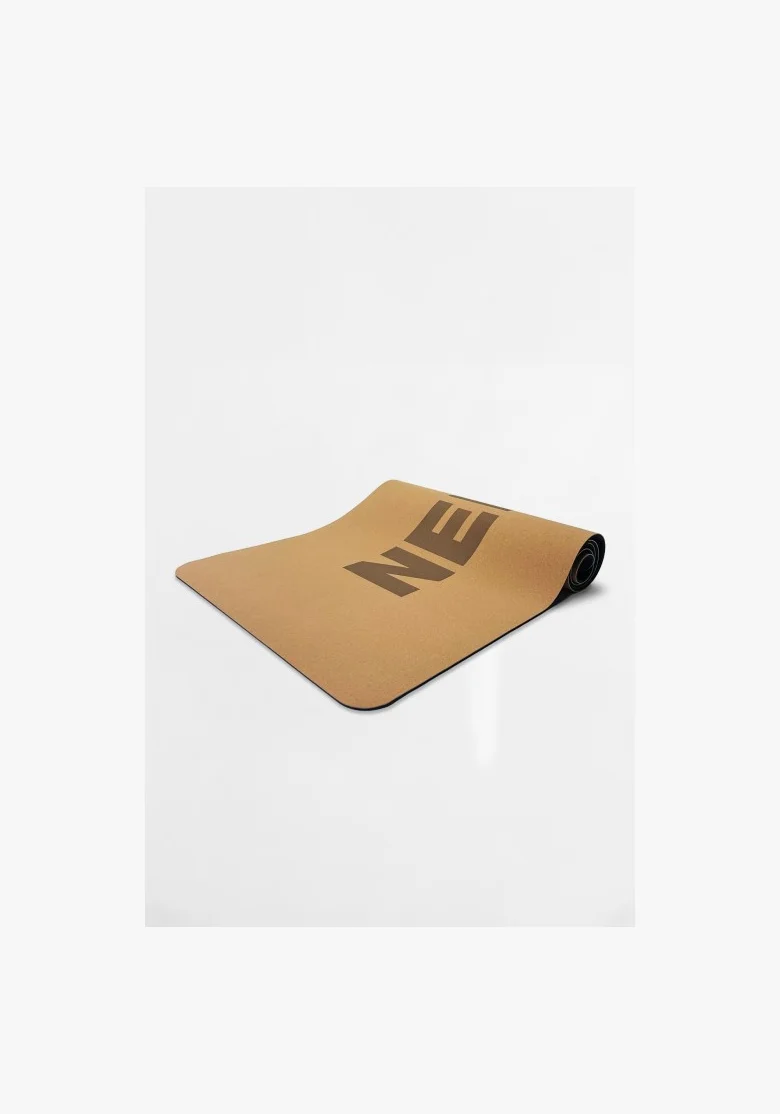 NEBBIA • NEBBIA Yoga mat made of natural cork • Nebshop.cz
