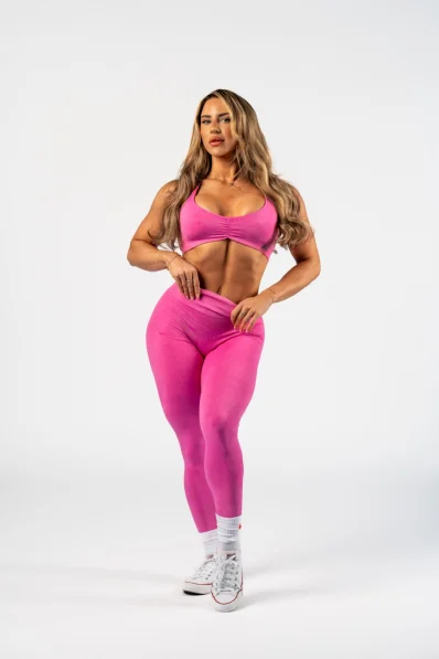 NEBBIA • NEBBIA Sports Bra with Medium Support TOTALLY SEAMLESS Pink • Nebshop.cz 2