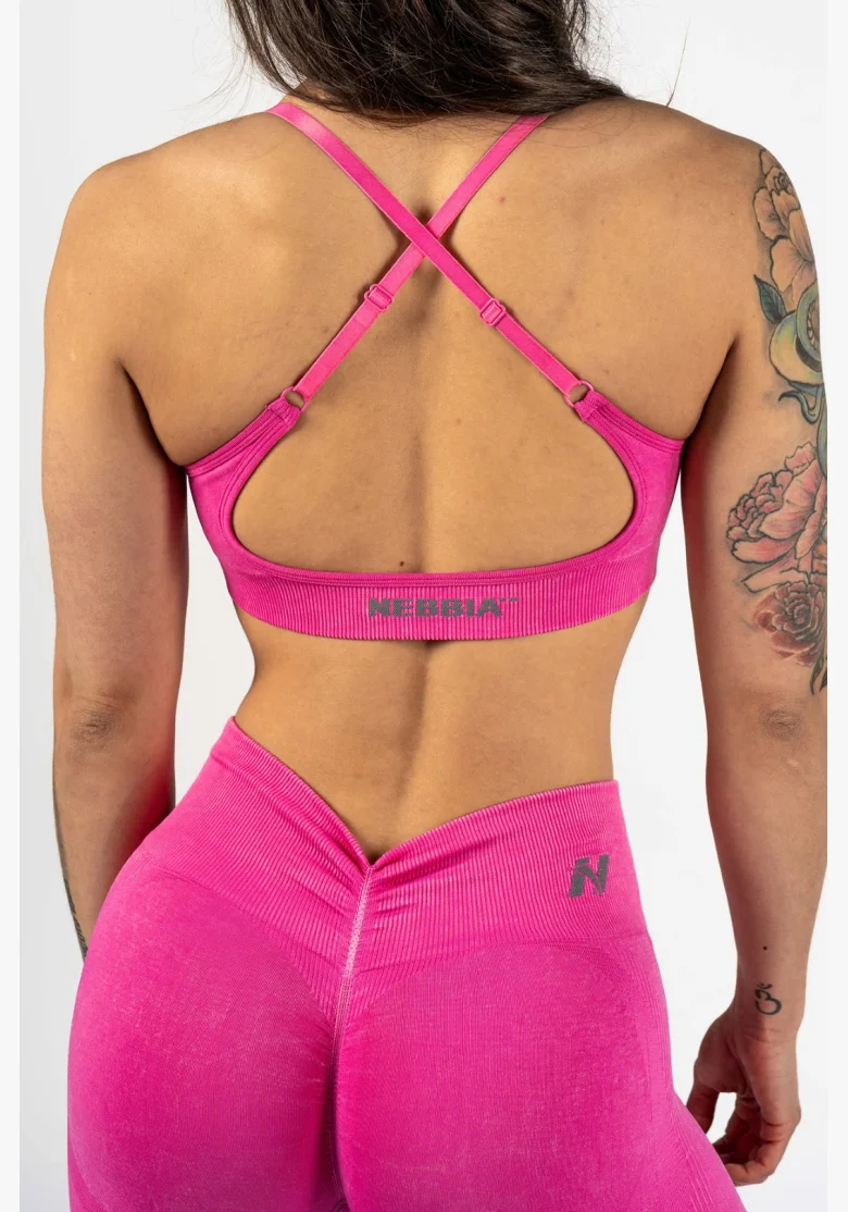 NEBBIA • NEBBIA Sports Bra with Medium Support TOTALLY SEAMLESS Pink • Nebshop.cz