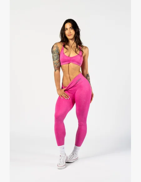 NEBBIA • NEBBIA Sports Bra with Medium Support TOTALLY SEAMLESS Pink • Nebshop.cz
