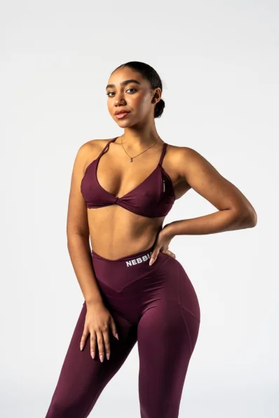 NEBBIA • NEBBIA Medium Support Sports Bra TWIST-KNOT burgundy • Nebshop.cz