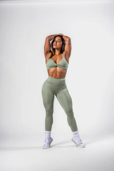 NEBBIA • NEBBIA Sports bra with medium support TWIST-KNOT light green • Nebshop.cz 2