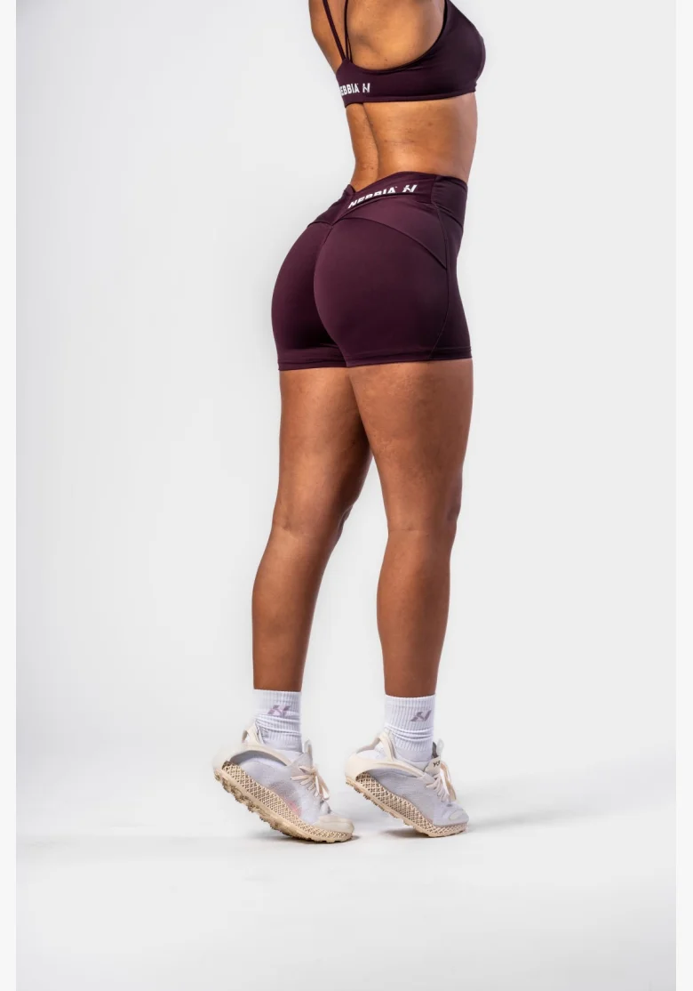 NEBBIA • NEBBIA Shaping shorts with V-shaped waist STRONG BEAUTY burgundy • Nebshop.cz