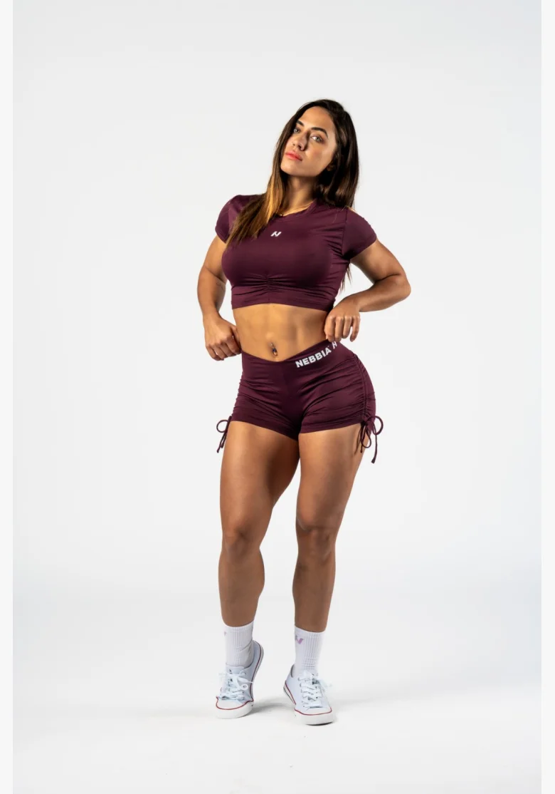 NEBBIA • NEBBIA Open-back crop top STRONG BEAUTY burgundy • Nebshop.cz