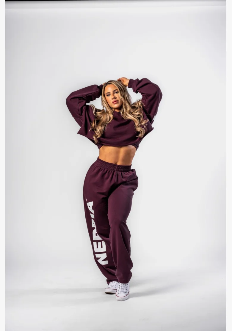 NEBBIA • NEBBIA Loose baggy sweatpants BOYFRIEND STYLE burgundy • Nebshop.com