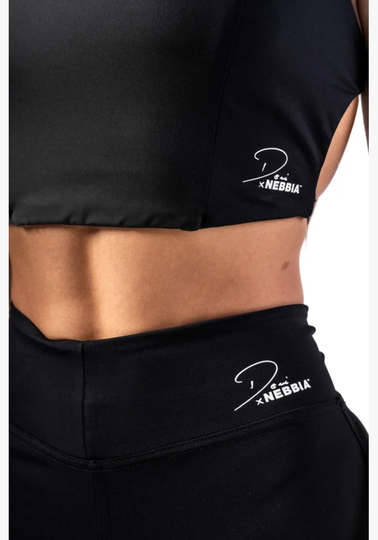 NEBBIA • NEBBIA Deni x NEBBIA Flared high-waisted pants • Nebshop.com