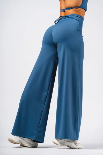 NEBBIA Deni x NEBBIA Flared high-waisted pants blue 2