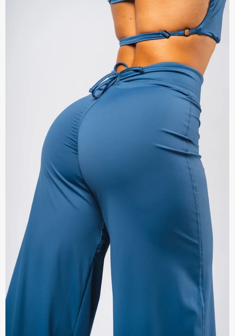 NEBBIA Deni x NEBBIA Flared high-waisted pants blue