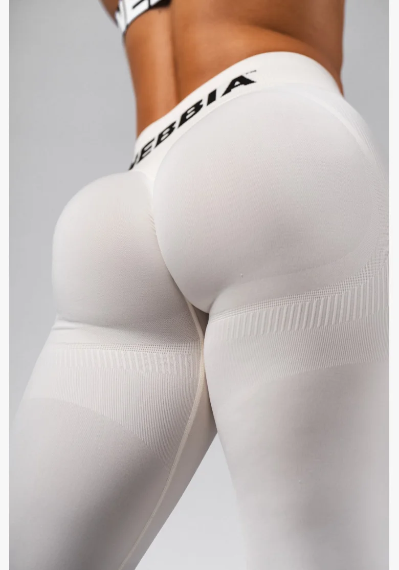NEBBIA Seamless extra push-up leggings with high waistband Flow Seamless cream