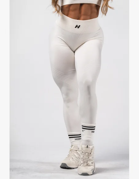 NEBBIA Shaping seamless maximum push-up leggings FLOW SEAMLESS cream